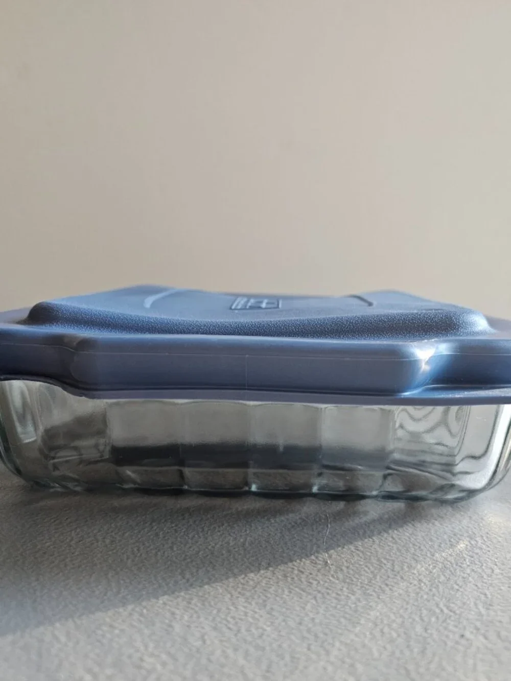 Anchor Hocking Blue Rubber/Plastic Replacement Lid 5913-11 For 8” Square Dish